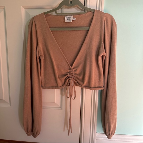 Long sleeve ruched tan top - Picture 4 of 6